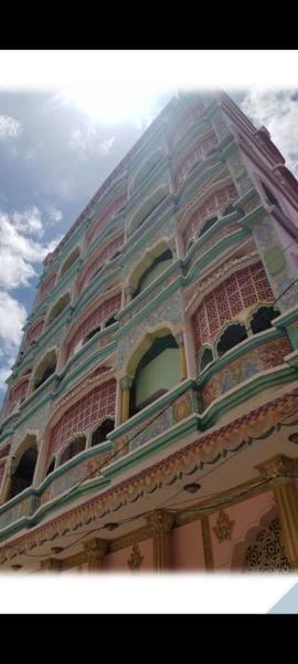 Shikary's Palace Home stay